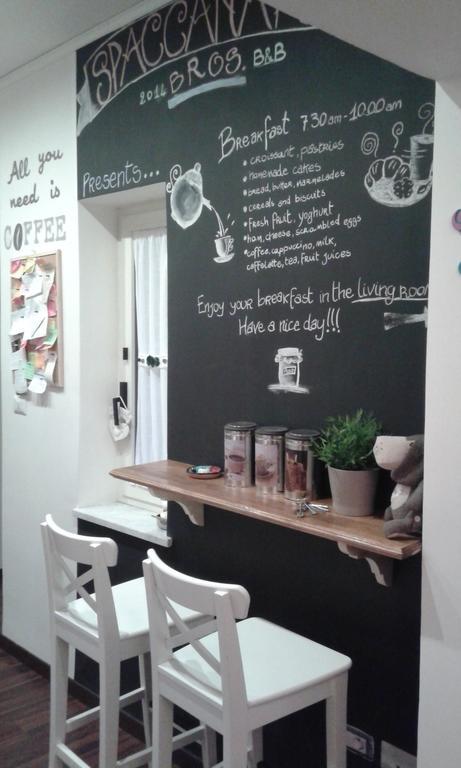 Spaccanapoli Bros. B&B Eksteriør billede